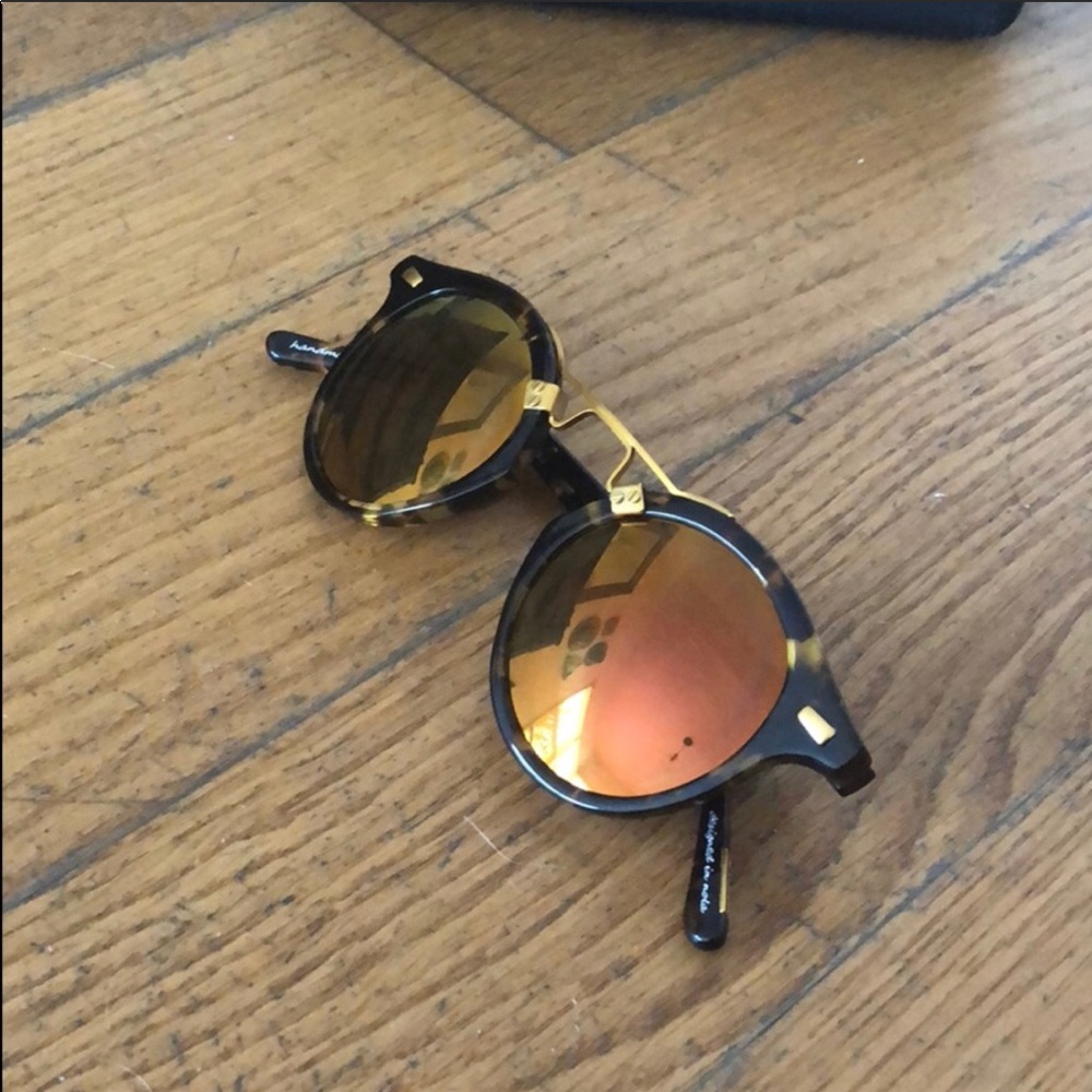 KREWE ST LOUIS CLASSICS with 24k gold details.